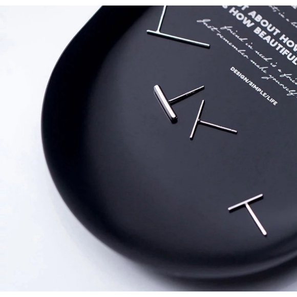 Unisex/Men’s‎ Fine 925 Sterling Silver Rhodium Staple Stud Earrings - Picture 6 of 16